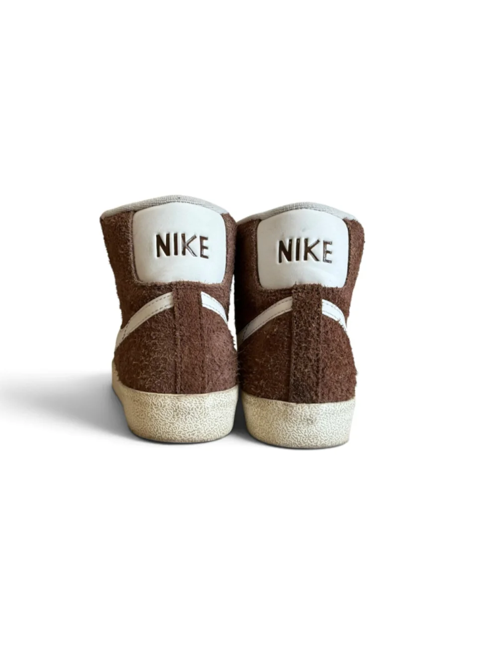 Nike Blazer Mid ‘77 Vintage Brown Suede White Sneakers Women’s Sz 7 DV7096-200
